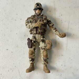 Chap Mei Excite U.S.M.C. 4" Marine Desert Camo Infantry Soldier USMC - VGC